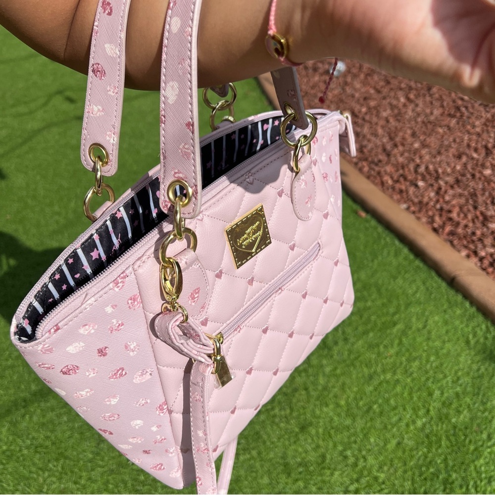 NWOT luv Betsey by Betsey Johnson | Lavender | purse crossbody quilted satchel - Picture 13 of 16
